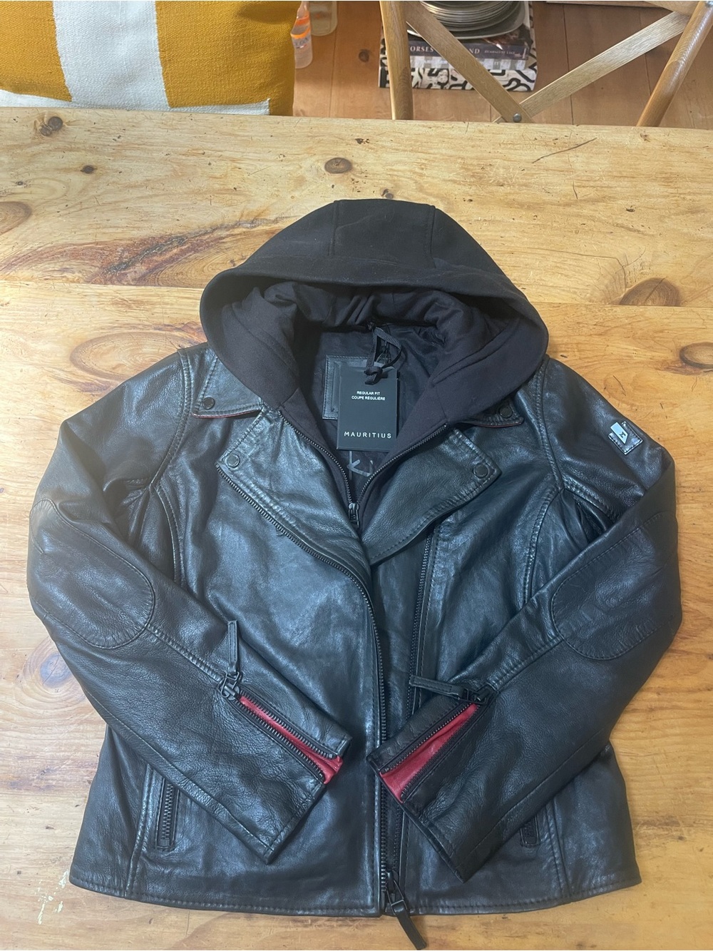 Mauritius Brand- Black Leather Zip-Front Jacket with Black Hooded Insert - Picture 2 of 9